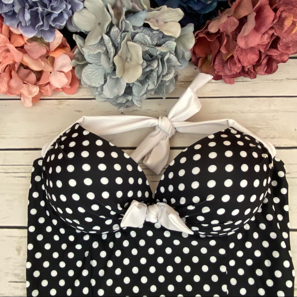 Vintage Pinup Black & White Polkadot Boy Shorts Swimsuit - Picture 7 of 14